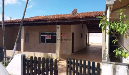 Casa na Praia do Porto Novo com 02 quartos