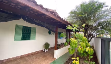 Casa à Venda com 2 quartos - 138m² - Vila Marrequinha - Caraguatatuba/SP