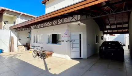 Casa à Venda com 4 dorm - 289,59 m² - Pontal de Santa Marina - Caraguatatuba/SP