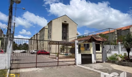 Apatamento com 2 dormitório em condomínio fechado.