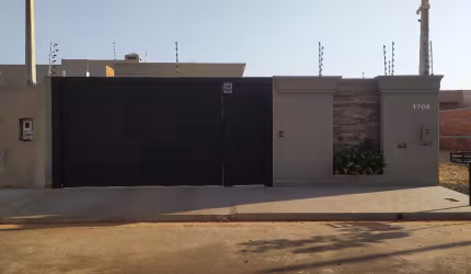 Excelente imóvel no Set Sul II, rico em armários, localização privilegiada da Zona Sul , um bairro aberto com estrutura de um Condomínio Fechado.