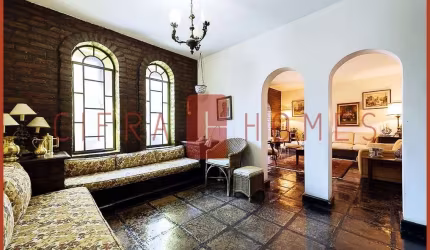 Apartamento à venda de 160 m², face norte,  3 dormitórios, 1 suíte, 1 vaga de garagem com depósito,