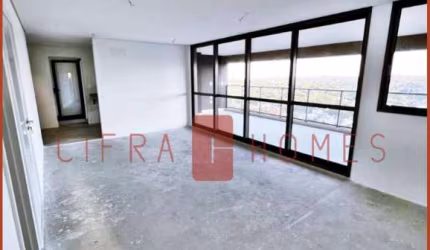 Apartamento espaçoso à venda com 145 m², 3 suítes, 2 vagas de garagem, em excelente localização no