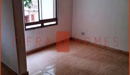 Apartamento aconchegante à venda, com 2 dormitórios, 1 vaga de garagem, no bairro da Saúde