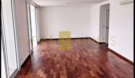 Apartamento luxuoso para locação com 275 m², 4 suítes (sendo 1 master), varanda gourmet, 4 vagas, l