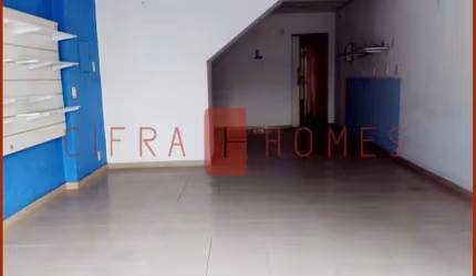 Sobrado para locação comercial, com 130 m²,  2 vagas de garagem na frente, em ótima localização do