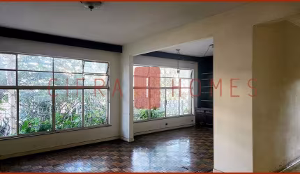 Sobrado à venda, 310m², 4 dormitórios, pátio interno, edícula, Alto de Pinheiros