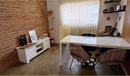 Casa comercial à venda, 402 m² de área útil, 8 vagas, localização estratégica