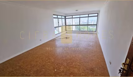 Apartamento à venda para reforma, 3 dorm (1 suíte), 2 vagas, no Jardim Paulista
