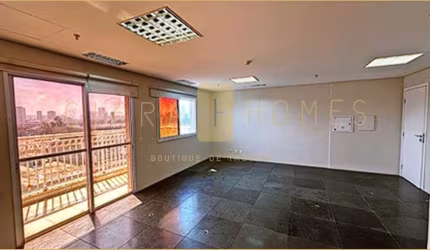Sala comercial para locação e venda, com piso elevado, ar condicionado, banheiro, varanda, copa, 1