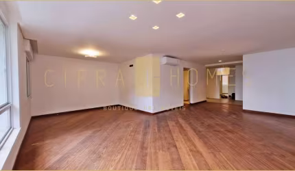 Apartamento 2 Suítes com Closet, Living Amplo, Reformado e a 200m do Clube Paulistano.