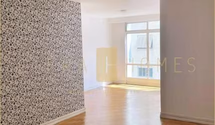 Apartamento disponível para locação com 3 dormitórios, sala ampla e 2 vagas em excelente localizaçã