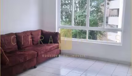 Apartamento 3 dormitórios, suíte, sala ampla, 1 vaga, em excelente localização.
