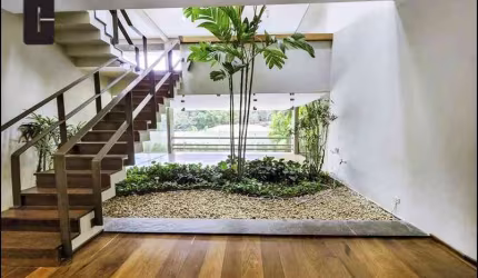 Casa disponível para venda, com 5 Suites, 8 Vagas, 730m², no Morumbi.