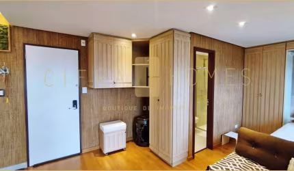 Studio mobiliado com varanda gourmet, vista para o parque e lazer completo.