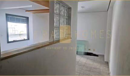 Sala comercial com copa, banheiro e 1 vaga em edifício com portaria 24h em Moema