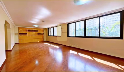 Apartamento Espaçoso com 3 Dormitórios e Estrutura Completa no Jardim Paulistano