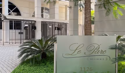 Vende-se Le Parc Residence