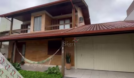 Casa com 4 dormitórios à venda, 138 m² por R$ 1.490.000,00 - Vargem Grande - Florianópolis/SC