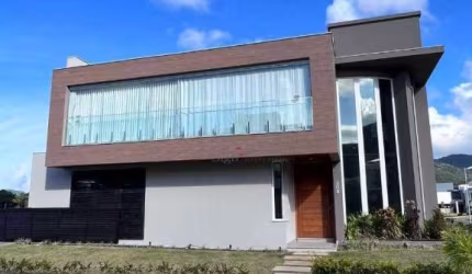 Casa com 4 quartos à venda, 260 m² por R$ 2.900.000 - Ingleses Norte - Florianópolis/SC