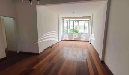 Apartamento com 3 quartos à venda na Rua Bolivar, Copacabana, Rio de Janeiro, 125 m2 por R$ 1.120.000