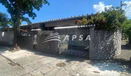 Casa em condomínio fechado com 7 quartos à venda na Rua Pico da Tijuca, Taquara, Rio de Janeiro, 300 m2 por R$ 880.000
