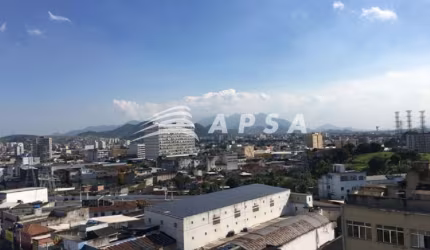 ÓTIMA SALA COMERCIAL COM 32M², BANHEIRO. ÓTIMA LOCALIZAÇÃO, VASTO COMÉRCIO, PRÓXIMO A ESTAÇÃO DE TRE