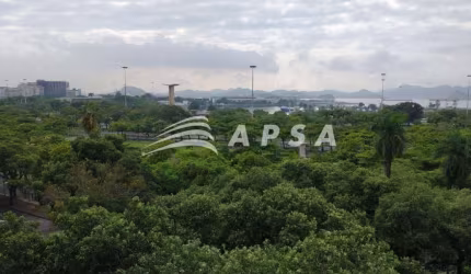 ** EXCELENTE IMÓVEL COMERCIAL PARA VÁRIAS ESTAÇÕES DE TRABALHO COM VISTA PANORÂMICA! 8 SALAS, 2 LAVA