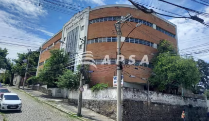 PRÉDIO COMERCIAL COM QUATRO ANDARES, 1939M², SOL MANHÃ, IMÓVEL COMPOSTO POR AREA EXTERNA, RECEPÇÃO,