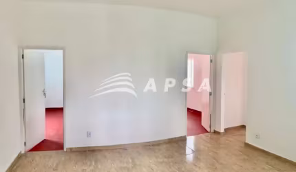 APARTAMENTO LOCALIZADO NO CENTRO DE CASCADURA COMPOSTO DE TRÊS QUARTOS, SENDO 1 SUÍTE, SALA AMPLA, C
