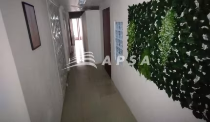 BONIFICAÇÃO DE 1 MÊS DO ALUGUEL !!  ÓTIMA SALA COMERCIAL COM 89 M², DIVIDIDA EM RECEPÇÃO, 4 ESCRITÓR