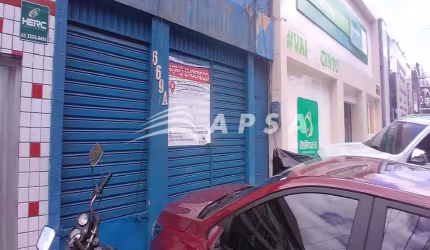 EXCELENTE OPORTUNIDADE DE NEGÓCIO. LOJA COMERCIAL COM BANHEIRO PROX. A RUA PROF. CARVALHO