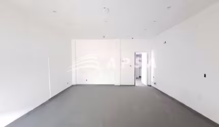 EXCELENTE PONTO COMERCIAL E COM 1 MÊS DE ALUGUEL GRÁTIS*!! LOJA NO CENTRO DO MÉIER COM SALÃO, ESCRIT