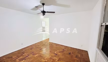 ÓTIMO APARTAMENTO NASCENTE COM 3 QUARTOS, SENDO UM COM ARMÁRIO EMBUTIDO, SALA AMPLA E AREJADA, COZIN
