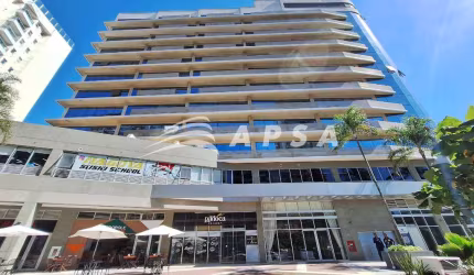 EXCELENTE SALA COMERCIAL, MEDINDO 36 M2, VISTA VERDE, CLARA E AREJADA, COM BANHEIRO E AR CONDICIONAD