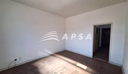 EXCELENTE APARTAMENTO CONJUGADO NO CENTRO DO RIO, AO LADO DA LAPA E SANTA TERESA, PRÓXIMO A VASTO CO