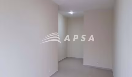 EXCELENTE SALA COMERCIAL LOCALIZADA NA ESTRADA DOS BANDEIRANTES- TAQUARA.  COM 41M² O ESPAÇO TAMBÉM