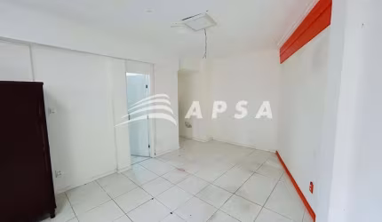APSA ALUGA ÓTIMA OPORTUNIDADE SITUADO NA PITUBA. SALA COMERCIAL AMPLA, NASCENTE, COM 34 M² E 1 BANHE