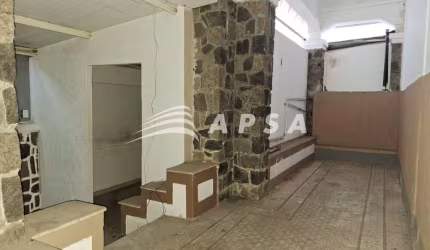LOCAÇÃO COM 2 MESES DE ISENÇÃO NO ALUGUEL!!! ÓTIMA CASA COMERCIAL DUPLEX, LOCALIZAÇÃO PRIVILEGIADA N