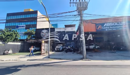 EXCELENTE PRÉDIO COMERCIAL COM 2 SALAS NA ESTRADA DOS BANDEIRANTES NO CORAÇÃO DA TAQUARA, A POUCOS M