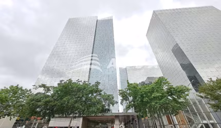 EXCELENTE OPORTUNIDADE NO PORTO ATLÂNTICO NO CENTRO DO RIO! SALA DE 27M², 1 BANHEIRO E COM ÓTIMA VIS