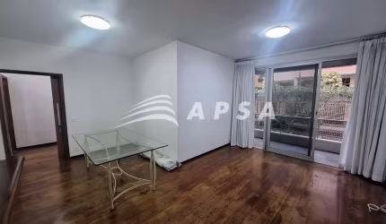 ESTE APARTAMENTO DE 113M², LOCALIZADO NA LAGOA, OFERECE UMA VISTA INCRÍVEL PARA O CRISTO REDENTOR. A