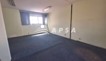 SALA COMERCIAL LOCALIZAÇÃO PRIVILEGIADA PRÓXIMO À ESTAÇÃO DE TREM E COM FÁCIL ACESSO A TRANSPORTE PÚ