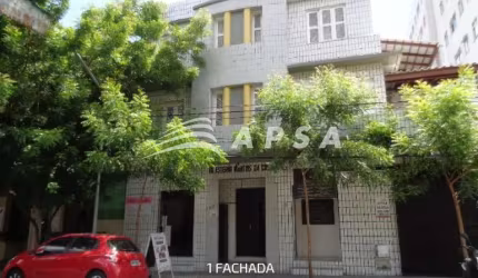 APARTAMENTO PRÓXIMO AO LICEU. COM 44 M²,SALA, COZINHA E ÁREA DE SERVIÇO. COM ÓTIMA LOCALIZAÇÃO.