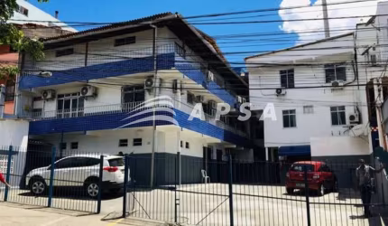 PRÉDIO COMERCIAL NO CABULA VI. COMPOSTA POR 600 M², 20 SALAS E 8 BANHEIROS, IDAEL PARA EMPRESAS DE C