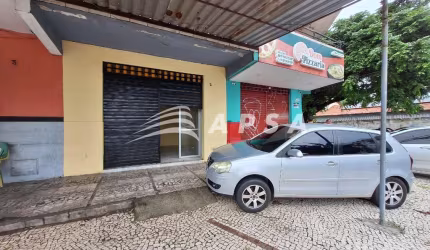 LOJA NA PARANGABA, DISPÕE DE 30M² E UM BANHEIRO PRIVATIVO, FICA EM UMA ÁREA ESTRATÉGICA COM ALTO FLU