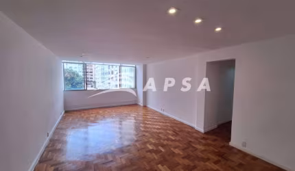 LOCALIZADO NA PRESTIGIADA RUA BARATA RIBEIRO, EM COPACABANA, ESTE APARTAMENTO DE 110M² É UM VERDADEI