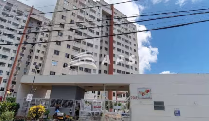 ÓTIMA OPORTUNIDADE EM PIATÃ. CONDOMÍNIO COLINAS DE PIATÃ. APARTAMENTO AMPLO, 11 ANDAR E COM VISTA MA