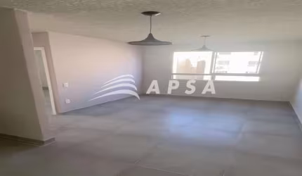 APARTAMENTO, 02 QUARTOS, PARA ALUGAR EM JACAREPAGUÁ -VARGEM PEQUENA. COM 43M², O IMÓVEL É DIVIDIDO E