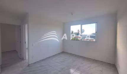 APARTAMENTO NA LAGOA REDONDA COM 2 QUARTOS, SALA DE ESTAR E JANTAR, COZINHA E ÁREA DE SERVIÇO, VAGAS